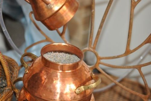 Levendula virág lepárlása Alquitara lepárlóban