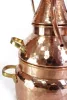 Alquitara lepárló közelről
