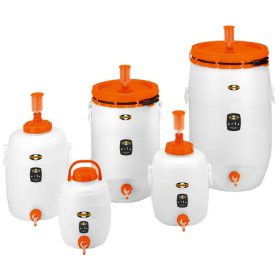 Speidel élelmiszerbarát erjesztő hordók különböző méretekben