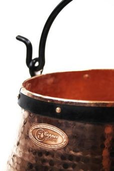 Vörösréz üst logóval