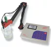 AD 1020 laboratóriumi pH, ORP, ISE mérő a mérőszondákkal és az opcionálisan rendelhető elektróda tartó karral együtt
