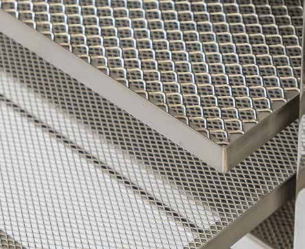 Normál és sűrű szövésű tálca