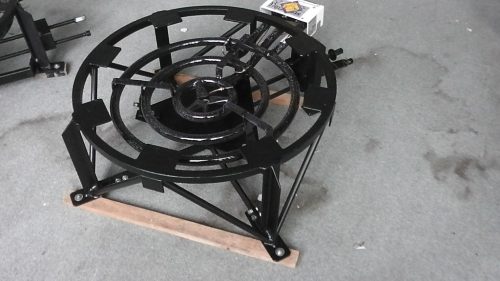 Beltéri, három körös gázégő kovácsoltvas állvánnyal max. 500 literes lepárlóhoz – ipari kivitel magasság álltási lehetőséggel